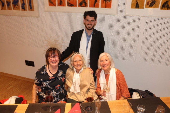 Gute Laune bei den Schwestern der Bruderschaft mit Pfarrer Gabriel Steiner, Bruderschaftstag 2026.